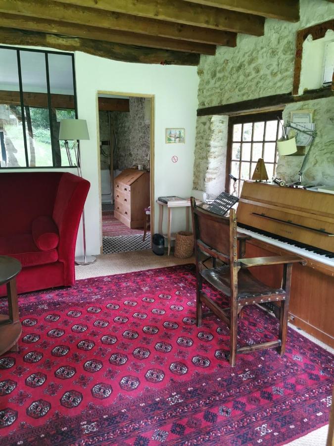 Hotel Domaine de la Folicoeur à Sainte-Colombe-près-Vernon Extérieur photo