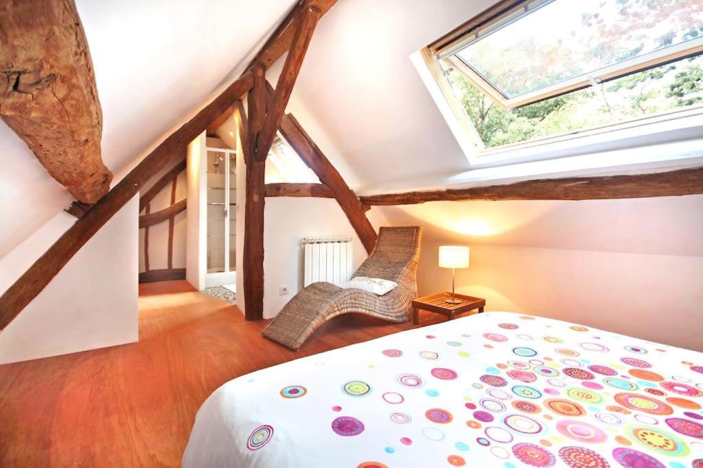 Hotel Domaine de la Folicoeur à Sainte-Colombe-près-Vernon Extérieur photo